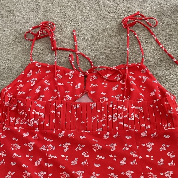 Princess Polly Red Floral Dress - Picture 7 of 7